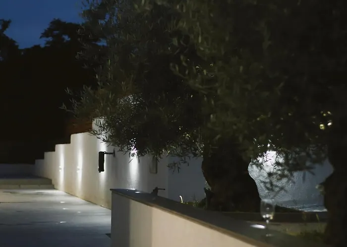 Olive Villas Beach Hotel